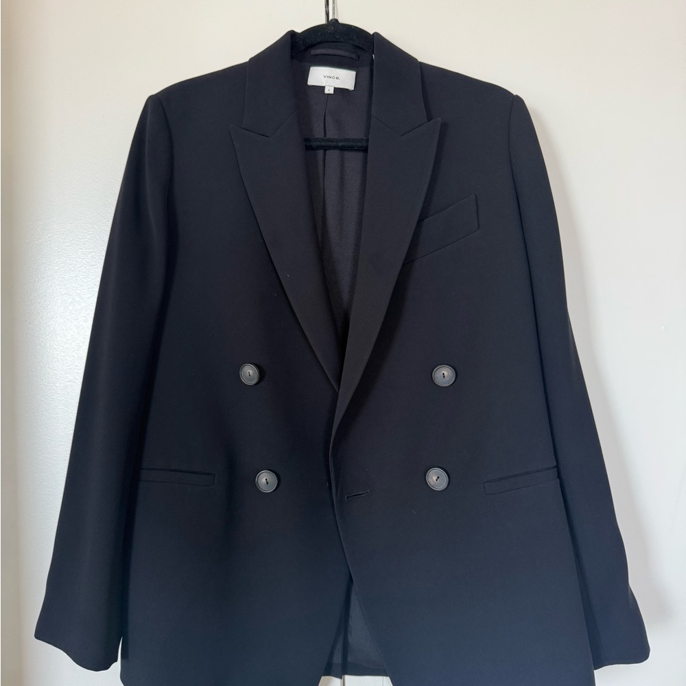 Vince Crepe Black Double-Breasted Blazer - Picture 5 of 7